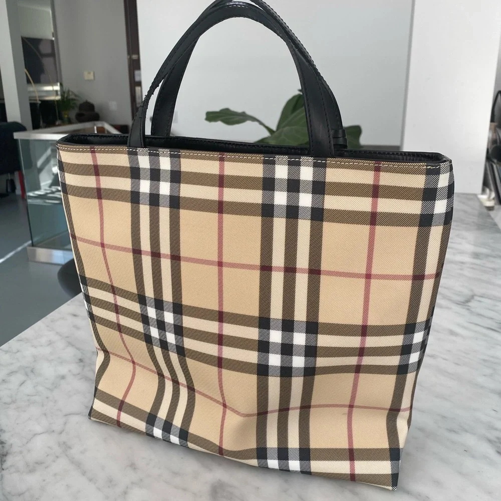 Burberry Beige Checked Bag - Picture 2 of 4